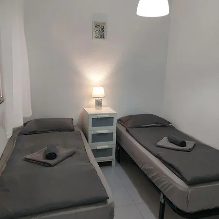 2-bedroom - Close To Beaches And Center Апартаменты *