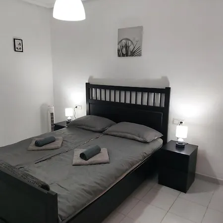 Appartamento 2-bedroom - Close To Beaches And Center Torrevieja