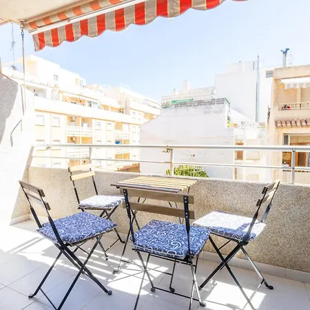2-bedroom - Close To Beaches And Center Torrevieja