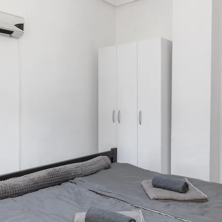 2-bedroom - Close To Beaches And Center *