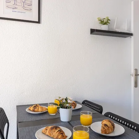 2-bedroom - Close To Beaches And Center