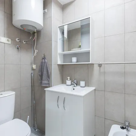 2-bedroom - Close To Beaches And Center Appartamento