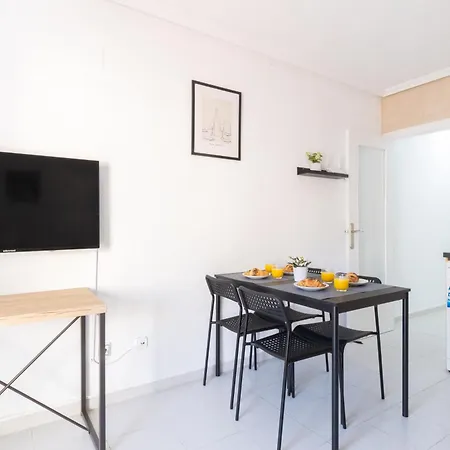 2-bedroom - Close To Beaches And Center