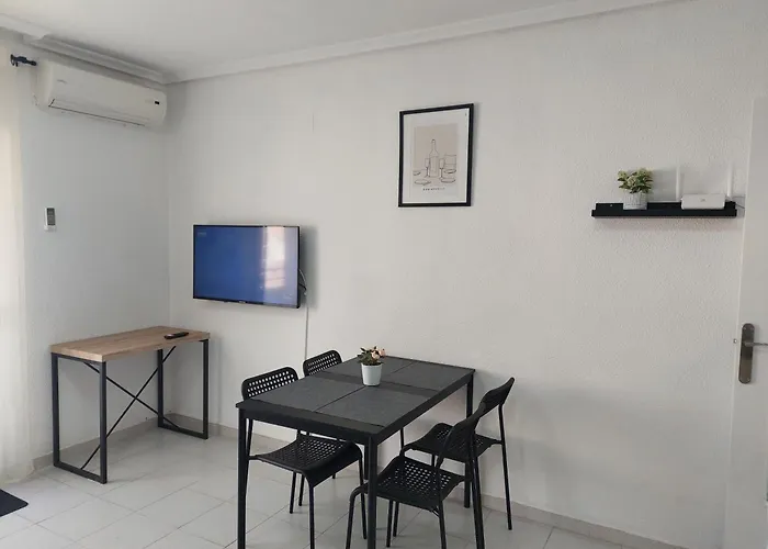 Apartment 2-bedroom - Close To Beaches And Center