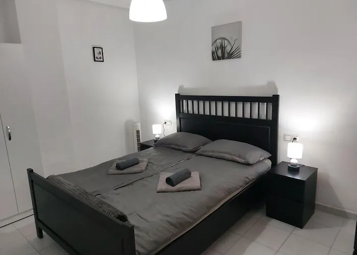 Apartment 2-bedroom - Close To Beaches And Center *