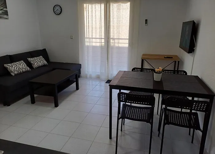 Apartment 2-bedroom - Close To Beaches And Center Torrevieja
