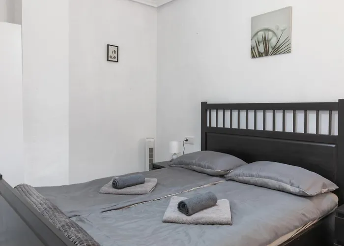 2-bedroom - Close To Beaches And Center *