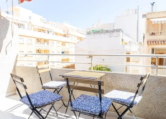 2-bedroom - Close To Beaches And Center Torrevieja
