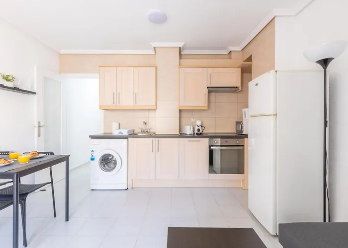 2-bedroom - Close To Beaches And Center * Torrevieja