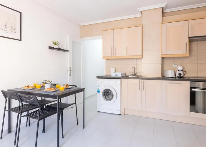 2-bedroom - Close To Beaches And Center