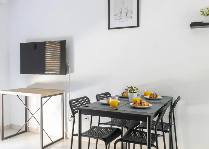 2-bedroom - Close To Beaches And Center