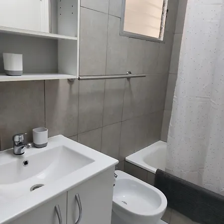 Διαμέρισμα 2-bedroom - Close To Beaches And Center Τορεβιέχα